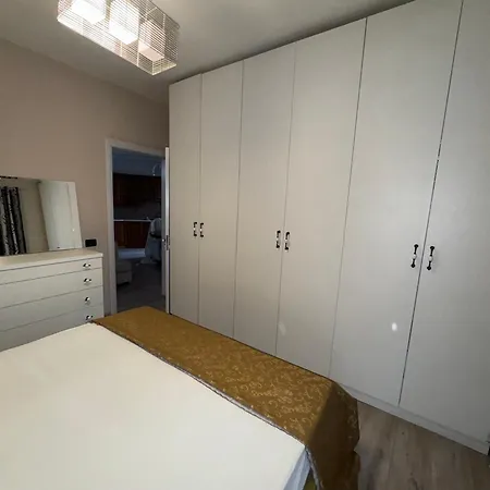 Cozy In Komuna E Parisit, Apartment Tirana